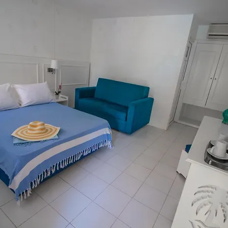 Blue & White Tatil parkı Çıralı