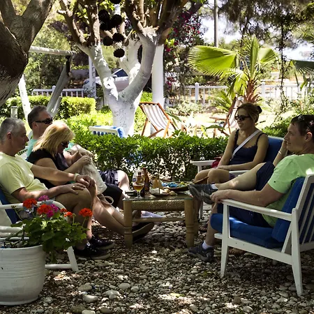 Blue & White 3* Çıralı