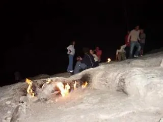 بلو آند وايت 3*