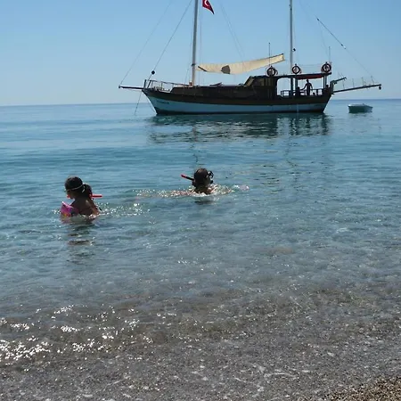 Blue & White 3* Çıralı