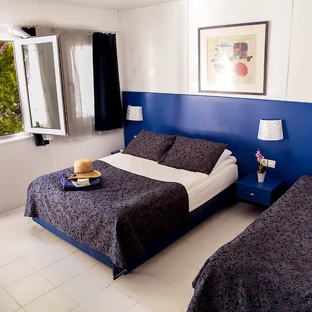 Holiday park Blue & White 3*